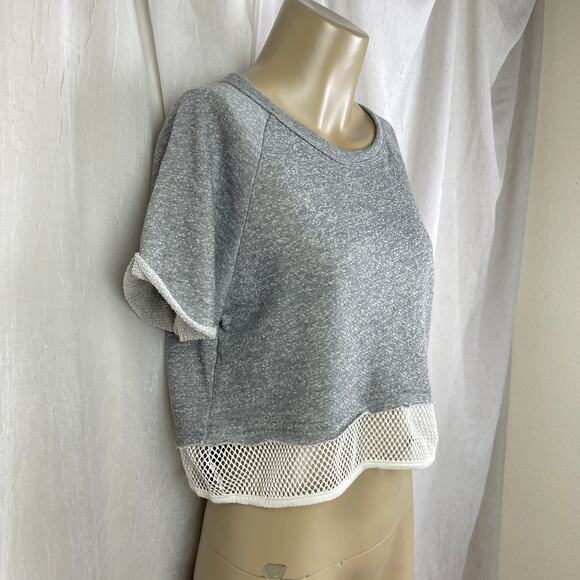 Forever 21 Heather Grey Cropped Sweatshirt White Mesh Trim Athletic T-shirt NWT - Picture 4 of 16